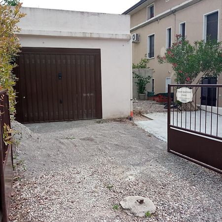 Sweet Apartment - Centre Πεσκιέρα ντελ Γκάρντα Εξωτερικό φωτογραφία